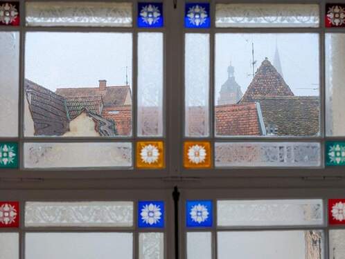 Blick vom Treppenhaus - 4 Zimmer Etagenwohnung zum Kaufen in Neustadt