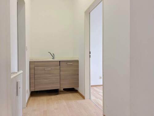 Diele - Gewerbeobjekt (Büro, Produktion, Verkauf) in München zum Kaufen