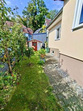 Südseite mit Schopf - 