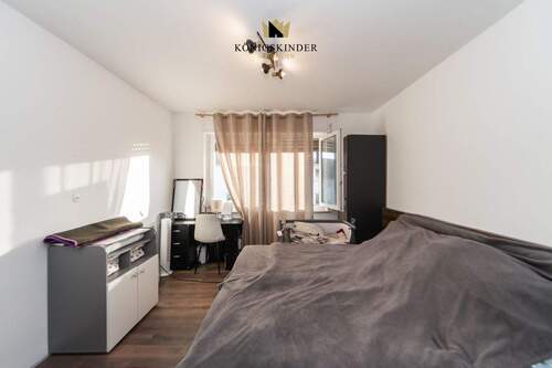 Schlafzimmer 1 - Etagenwohnung mit 69,00 m&sup2; in Ebersbach an der Fils zum Kaufen