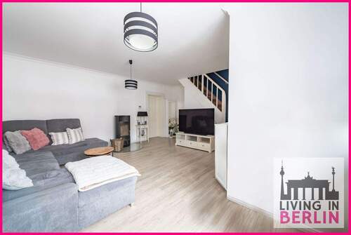 Wohnzimmer - 4 Zimmer Reihenmittelhaus in Berlin