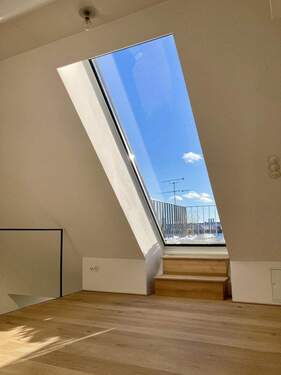 Schlafzimmer - 2 Zimmer Etagenwohnung zum Kaufen in München