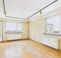 Gelegenheit in Moisling: 2 Zimmer im 12. OG bei toller Raumaufteilung mit Balkon - Lübeck / Moisling