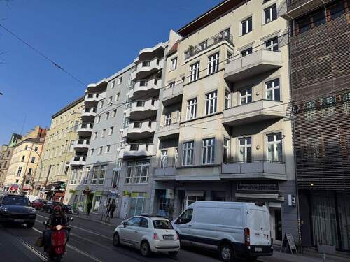 Bild 1 - Altbauwohnung in Berlin-Mitte - 440.000,00&nbsp;EUR Kaufpreis, ca.&nbsp; 65,50&nbsp;m&sup2;&nbsp;Wohnfl&auml;che