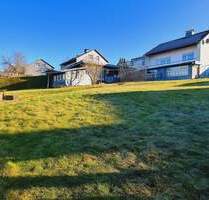 Freistehendes Einfamilienhaus mit Garage und Carport in Wermelskirchen Dabringhausen