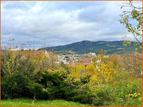 Aussichtslage - 8 Zimmer Einfamilienhaus zum Kaufen in Viechtach
