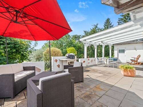 Den Sommer genießen - Mehrfamilienhaus, Wohnhaus mit 250,00 m&sup2; in Mühlingen zum Kaufen