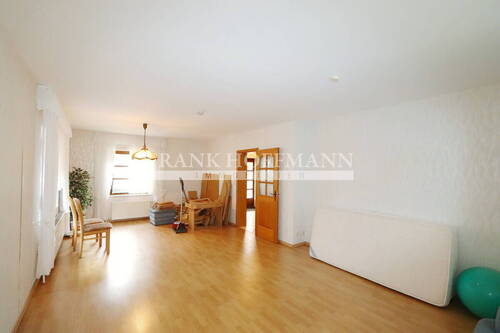 V10582 EG - Wohnzimmer - 