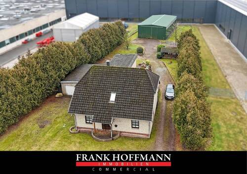 V10582 Titelbild - Einfamilienhaus mit Kaltlagerhalle in Bad Oldesloe