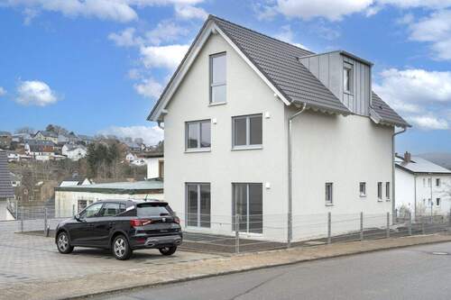 Südwestansicht - 5 Zimmer Einfamilienhaus zum Kaufen in Hochspeyer