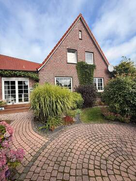 Bild 1 - Top gepflegtes Wohnhaus im Zentrum von Esens