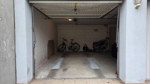 Garage - 