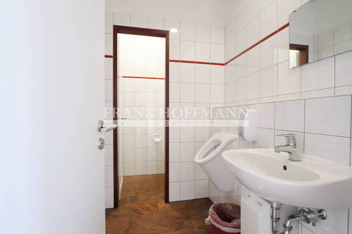 M2523a WC-H - 