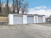 Garagen - 6 Zimmer Mehrfamilienhaus, Wohnhaus in Marktschorgast