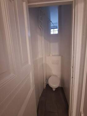 WC - Etagenwohnung mit 72,00 m&sup2; in Kiel zur Miete