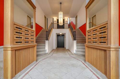Eingangshalle - 3 Zimmer Etagenwohnung zum Kaufen in Berlin