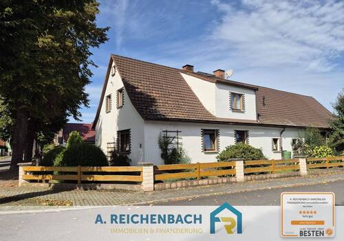 Hausansicht - Einfamilienhaus mit Ausbaupotential und viel Nebengelass in Schnaditz zu verkaufen! Ab mtl. 661,18 EUR!