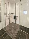 Modernisiertes Duschbad EG - 