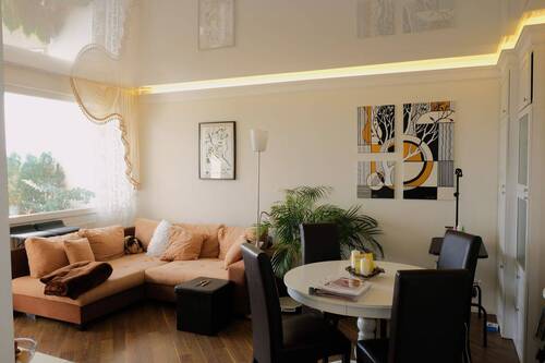 Wohnzimmer 1 - Ihr neues Zuhause in Bönen - moderne 3,5-Zimmer-Wohnung mit Komfort & Top-Lage