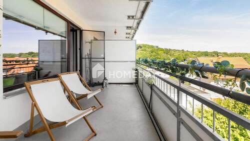Loggia 2 - 3 Zimmer Etagenwohnung zum Kaufen in Bad Soden am Taunus