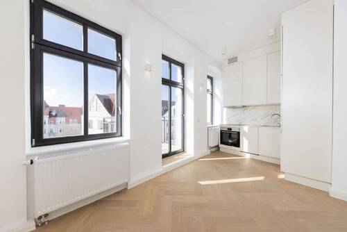 moderne EBK - 3 Zimmer Etagenwohnung in Berlin