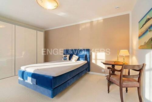 Schlafzimmer(KI generiert Sommer) - 