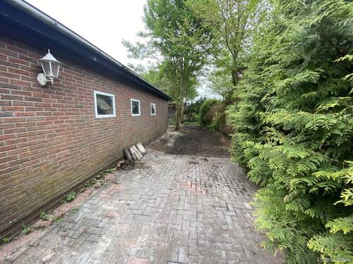 Garage rechts - 