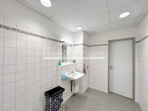 M2504-2.OG WC - 