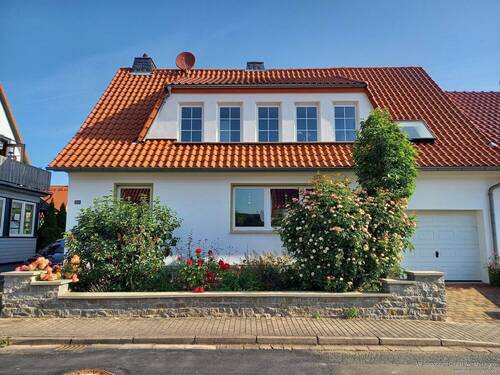 Straßenansicht - 7 Zimmer Einfamilienhaus zum Kaufen in Bad Langensalza