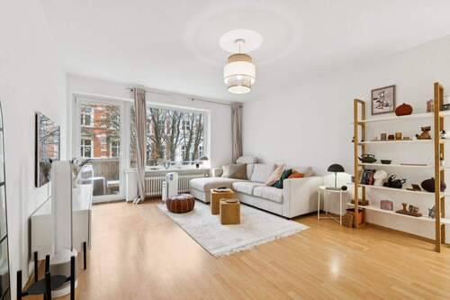 Wohnzimmer - 2 Zimmer Etagenwohnung zum Kaufen in Berlin