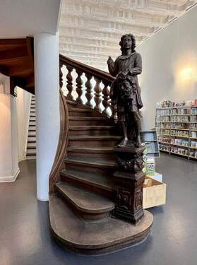 StadtBibliothek - 