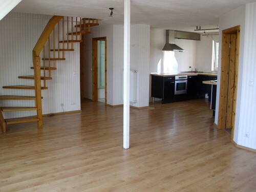 offene Küche - Dachgeschosswohnung mit Dachterrasse im Malerviertel, östliches Ringgebiet