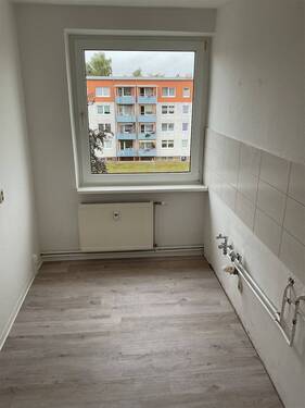 Raum_Küche - 3 Zimmer Etagenwohnung zur Miete in Gützkow