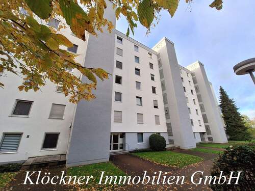 Frontansicht - Achtung Studenteneltern! WG taugliche moderne Wohnung in zentraler Lage von SB-Eschberg!