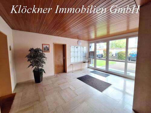 Eingangsbereich - 3 Zimmer Etagenwohnung zum Kaufen in Saarbrücken