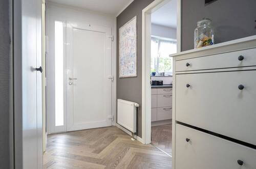 Eingangsbereich - 5 Zimmer Reihenmittelhaus zum Kaufen in Köln