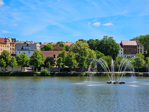 Haus am See - Thüringen-Altenburg-Invest - Haus am See - Entwicklungspotenzial + Kreativismus
