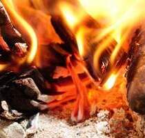 ALLES NEU & ALLES FERTIG! 3-Zi.-Eck-Whg.,Tageslichtbad, EBK, Gäste-WC! Sie erhalten sogar den KfW-Zuschuss in Höhe von 26.250€! - Nürnberg Laufamholz