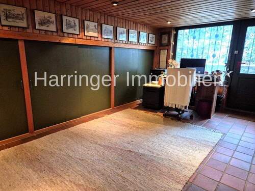 wohnlicher Kellerraum mit Außenzugang - 