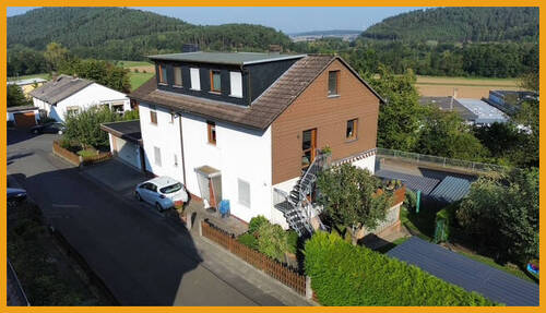 Außenansicht - 9 Zimmer Mehrfamilienhaus, Wohnhaus zum Kaufen in Cölbe