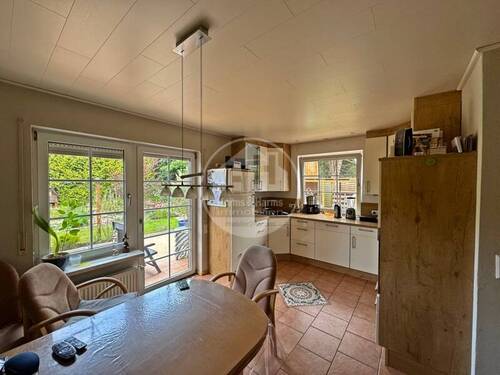 Küche - 5 Zimmer Einfamilienhaus in Ihlow