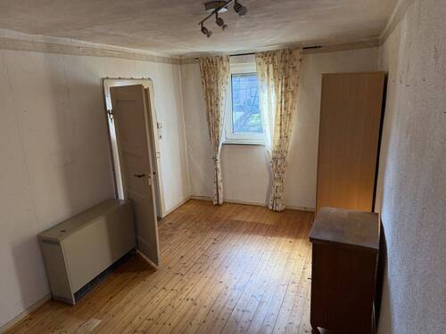 Schlafzimmer OG geradeaus 3 - 
