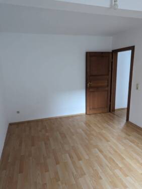 Zimmer - Etagenwohnung mit 33,50 m² in Torgau zur Miete