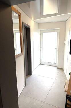 UG, Blick z. Eingangstür - Mehrfamilienhaus, Wohnhaus mit 330,00 m&sup2; in Dienheim zum Kaufen