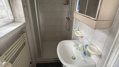 Dusche im Erdgeschoss - 
