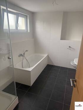 Badezimmer II - 