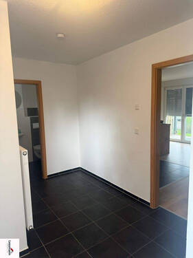 EG Eingangsbereich - 6 Zimmer Reihenmittelhaus in Feucht