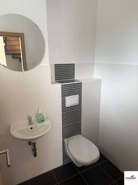 Gäste WC - Reihenmittelhaus mit 152,90 m&sup2; in Feucht zur Miete