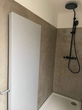 Badezimmer - Etagenwohnung mit 48,00 m² in Stuttgart zum Kaufen