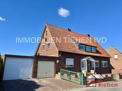 1 - Solides Zweifamilienhaus mit großem Grundstück und vielseitigen Nutzungsmöglichkeiten - PROVISIONSFREI!
